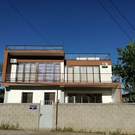 Agora Apartment Тбилиси Екстериор снимка