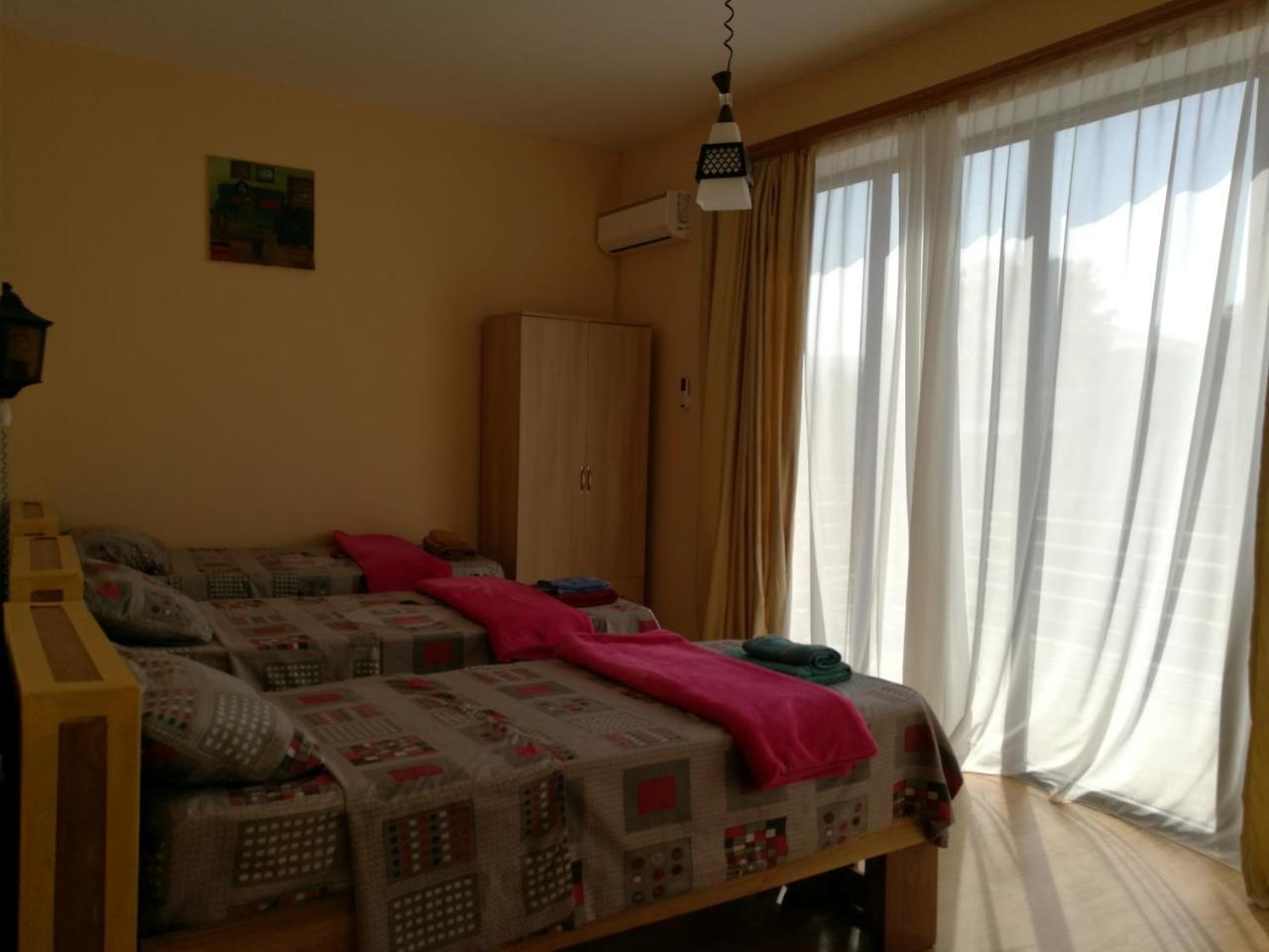 Agora Apartment Тбилиси Екстериор снимка