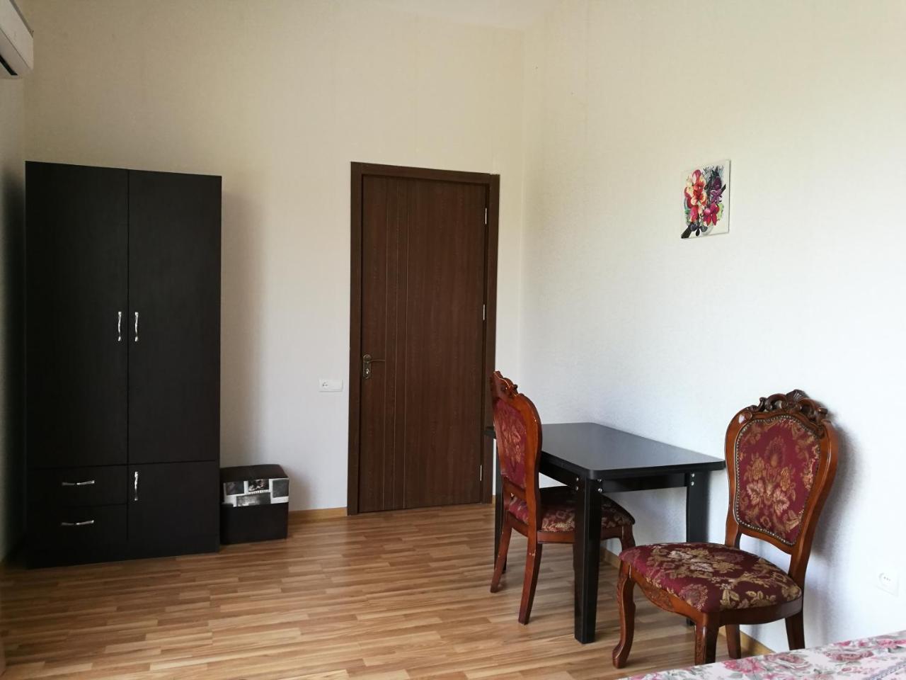 Agora Apartment Тбилиси Екстериор снимка