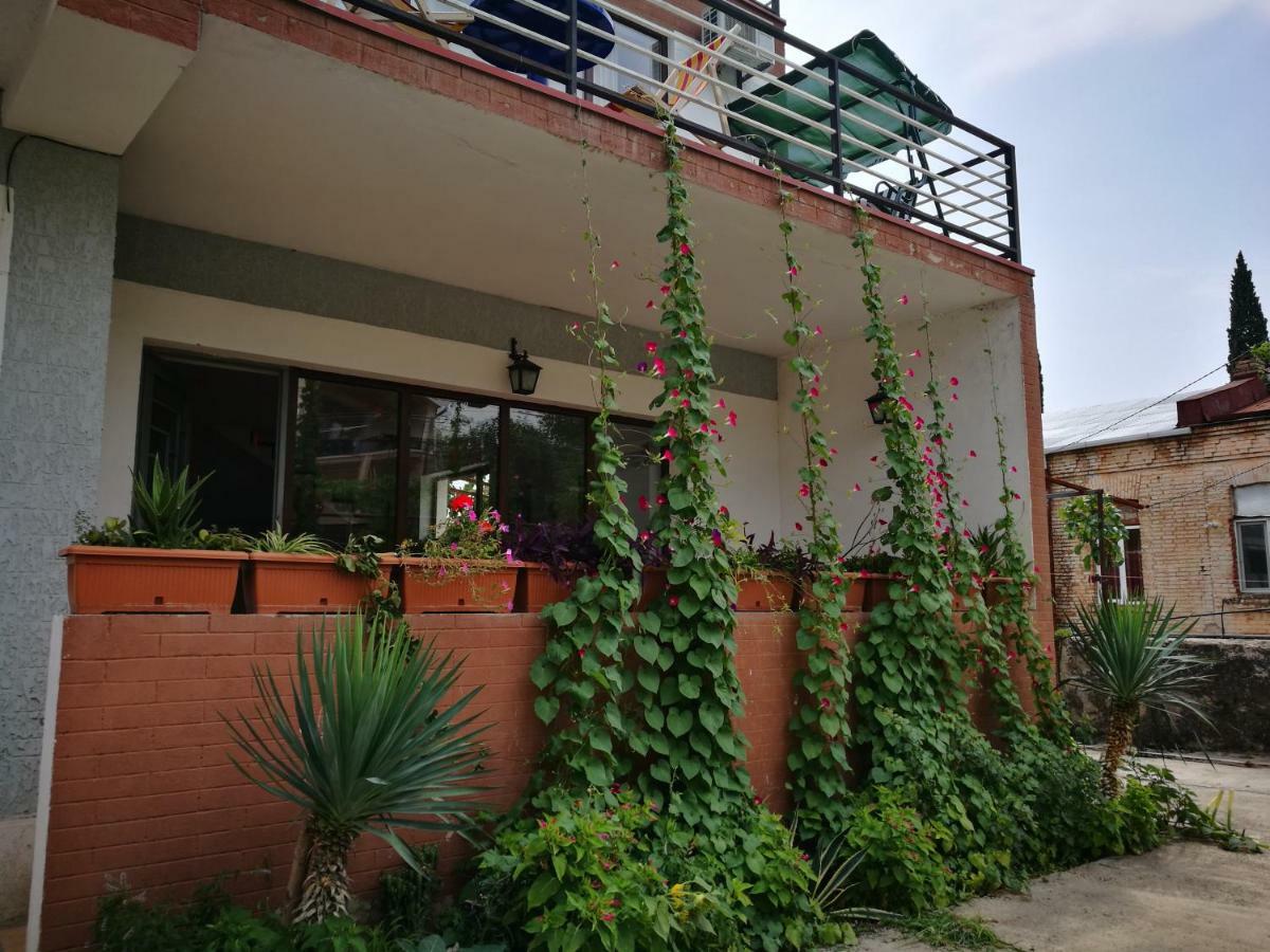 Agora Apartment Тбилиси Екстериор снимка