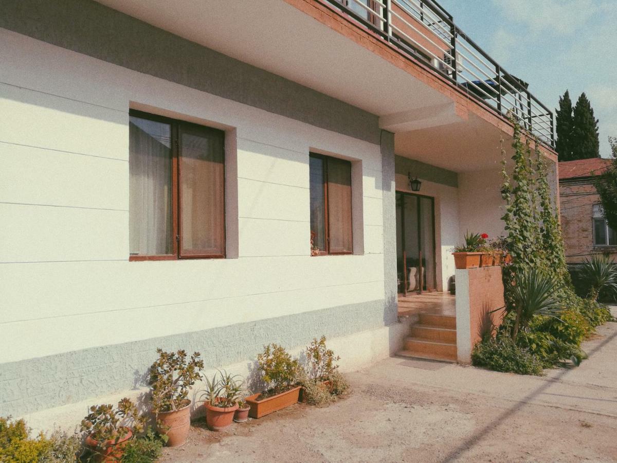 Agora Apartment Тбилиси Екстериор снимка